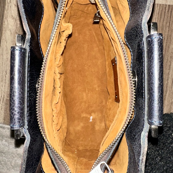 Patricia Nash Floral Leather Handbag with Removable Strap - Picture 10 of 13